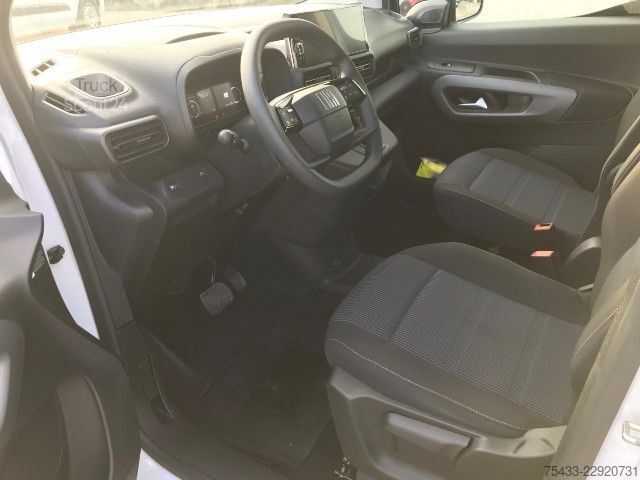 Panelová dodávka Fiat Doblo van d.cab XL 1.5 diesel 130cv