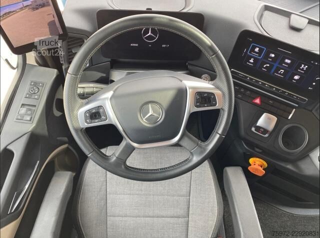 Стандартен влекач  eActros 600 LS