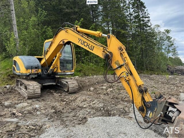 Beltegående gravemaskin Yuchai YC85-8 Crawler excavator w/ Bucket. 3200 hours.