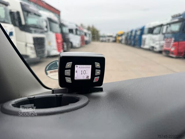 Furgoneta RENAULT MASTER 2,3 * PHARMA ZERTIFIKAT * KLIMA *