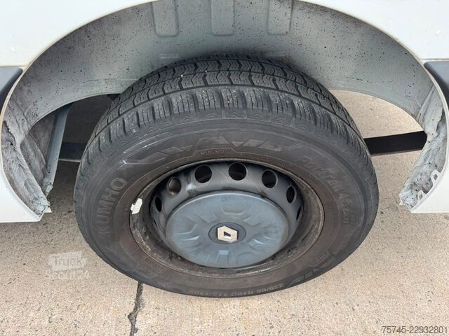 Furgoneta RENAULT MASTER 2,3 * PHARMA ZERTIFIKAT * KLIMA *