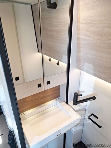 Lakóautó BÜRSTNER Habiton HM 6.0 Aufstelldach, LED, Clesana, 3,5t