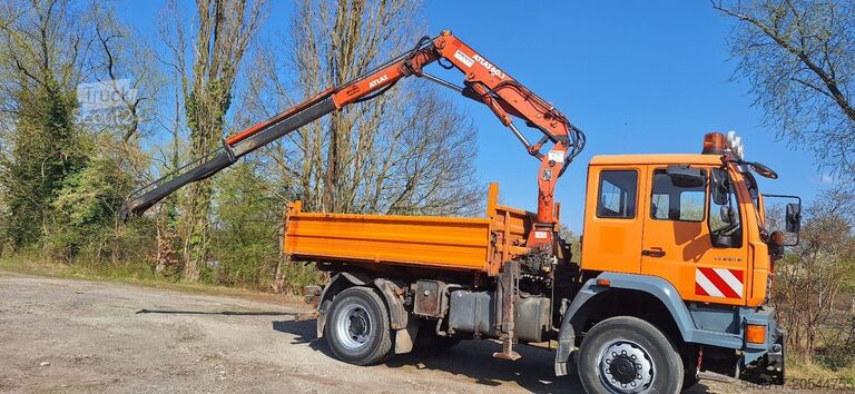 Tiplad med kran MAN TGM 18.240PS 4x4 3.S-Kipper mit Kran