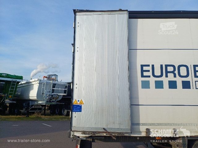 Otvorený náves s plachtou Schmitz Cargobull Curtainsider Standard Getränke