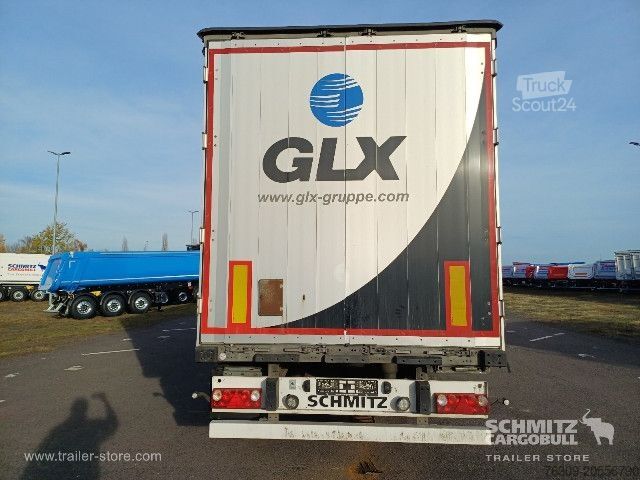 Otvorený náves s plachtou Schmitz Cargobull Curtainsider Standard Getränke