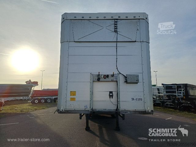 Otvorený náves s plachtou Schmitz Cargobull Curtainsider Standard Getränke