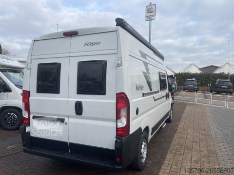 Kamper Forster V 599 HBL Livin' Up Pro 140 PS * Markise * Solar 200W