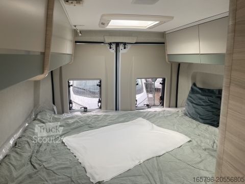 Kamper Forster V 599 HBL Livin' Up Pro 140 PS * Markise * Solar 200W