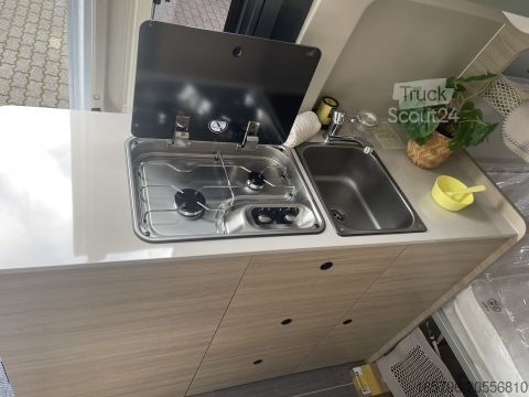 Τροχόσπιτο αυτοκινούμενο Forster V 599 VBL Livin' Up Pro 140 PS * 3,5 t * Travel-Line