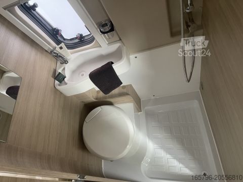 Τροχόσπιτο αυτοκινούμενο Forster V 599 VBL Livin' Up Pro 140 PS * 3,5 t * Travel-Line