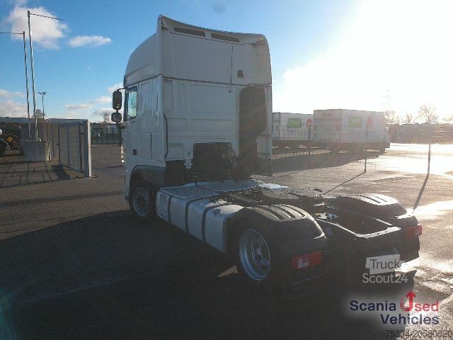 Влекач за голям обем DAF XF 460 FT Low Liner