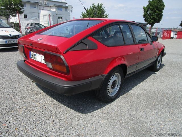 Kombijevsko vozilo ALFA ROMEO GTV 2.0 *H-Kennzeichen*