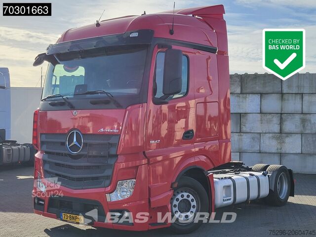 Volumetrekker Mercedes Actros 1942 4X2 NL-Truck Mega StreamSpace