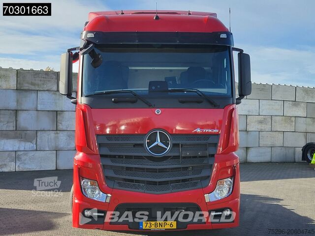 Volumetrekker Mercedes Actros 1942 4X2 NL-Truck Mega StreamSpace