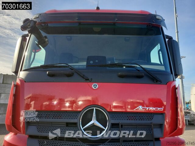 Volumetrekker Mercedes Actros 1942 4X2 NL-Truck Mega StreamSpace