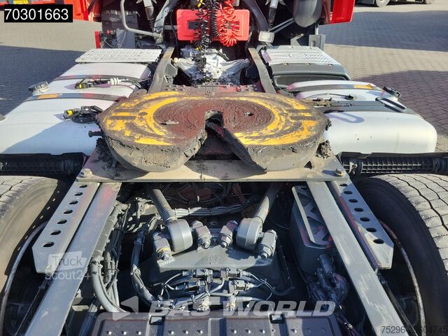 Volumetrekker Mercedes Actros 1942 4X2 NL-Truck Mega StreamSpace