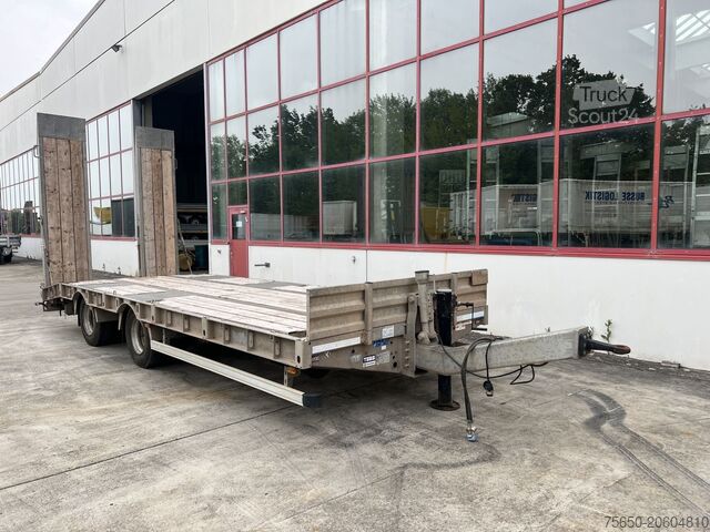 Nízkozdvižný príves Humbaur HBTZ  21 t Tandemtieflader