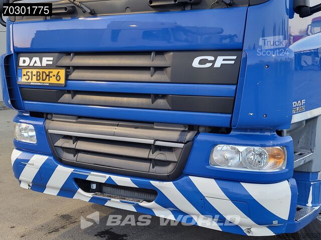 Véhicule de collecte des déchets DAF CF75.250 6X2 Geesink GPM III v 17H25 Steering A...