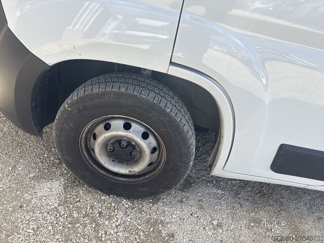 Kamp prikolica/kamper Fiat Ducato Weinsberg Carabus 600K|2023| EURO 6 | Professioneller Verkäufer