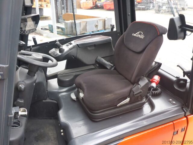 Frontgaffeltruck Linde E20 PL