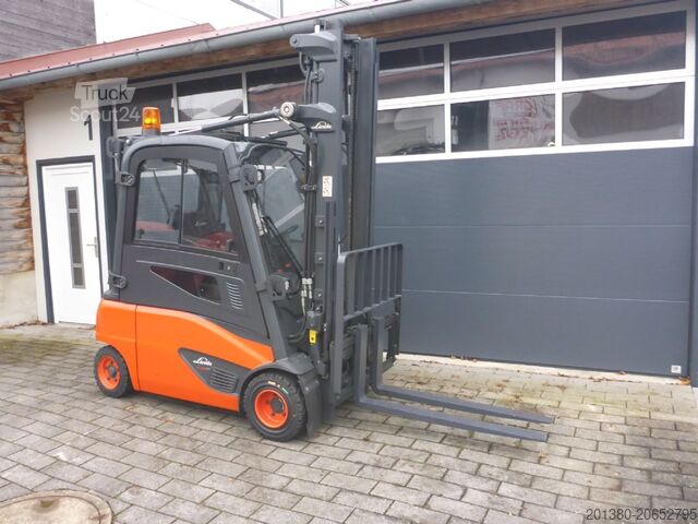 Frontgaffeltruck Linde E20 PL