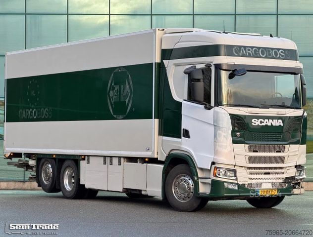 Koelwagen SCANIA S450 FULL AIR RETARDER VAN BEURDEN ISOLATED BOX