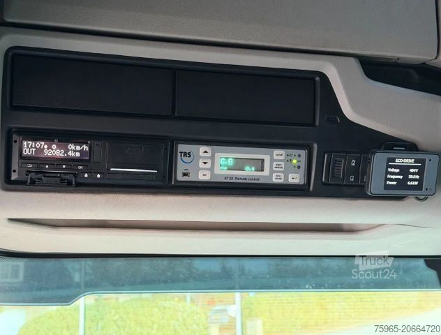 Koelwagen SCANIA S450 FULL AIR RETARDER VAN BEURDEN ISOLATED BOX