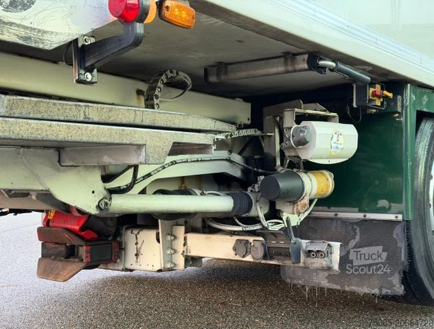 Koelwagen SCANIA S450 FULL AIR RETARDER VAN BEURDEN ISOLATED BOX