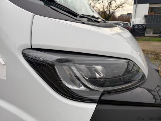 Fourgon tôlé PEUGEOT Leichtbaukoffer mit Ladebw. HDI140 L4 3.5T Heavy