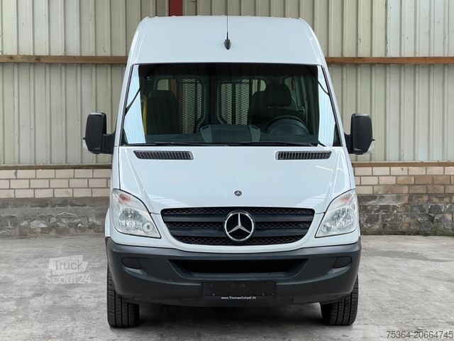 Мікроавтобус MERCEDES-BENZ Sprinter 311 Cdi Automatik L2H2 9 Sitze Lift Ahk
