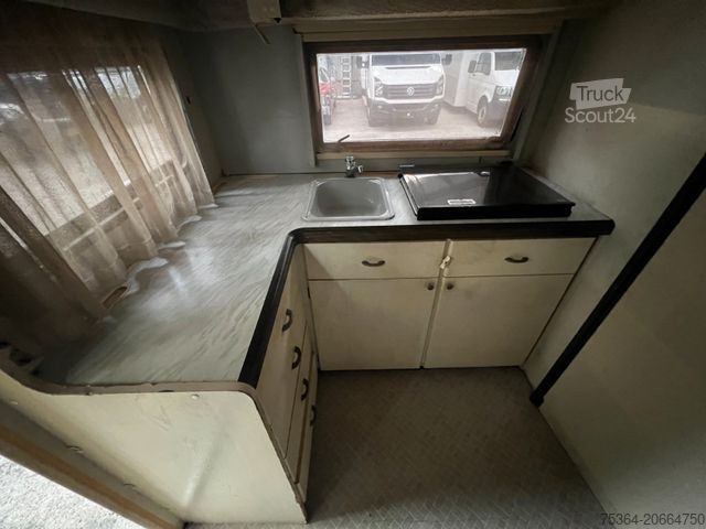 Caravan HOBBY 580 Wohnwagen Festbett + Rundsitzgruppe