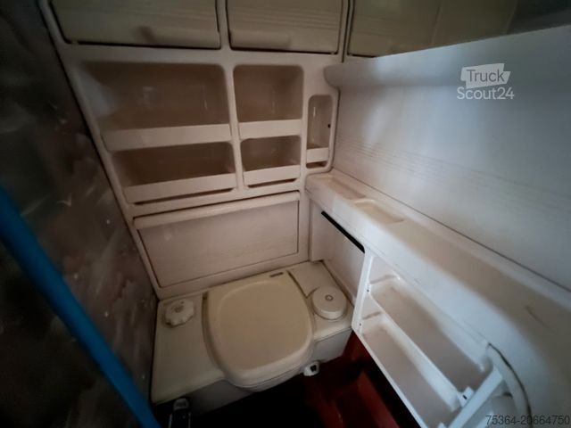 Caravan HOBBY 580 Wohnwagen Festbett + Rundsitzgruppe