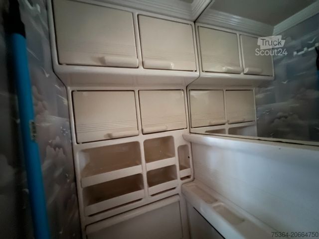 Caravan HOBBY 580 Wohnwagen Festbett + Rundsitzgruppe