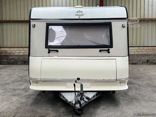 Caravan HOBBY 580 Wohnwagen Festbett + Rundsitzgruppe