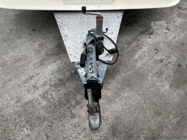 Caravan HOBBY 580 Wohnwagen Festbett + Rundsitzgruppe