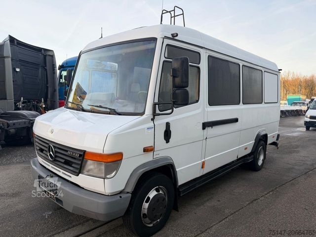 Minibus MERCEDES-BENZ 814 D Vario 11 Sitzer Mannschaftswagen Polizei