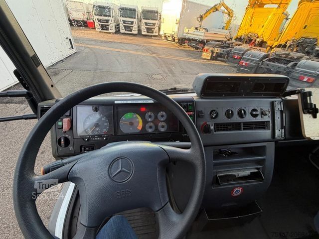 Minibus MERCEDES-BENZ 814 D Vario 11 Sitzer Mannschaftswagen Polizei