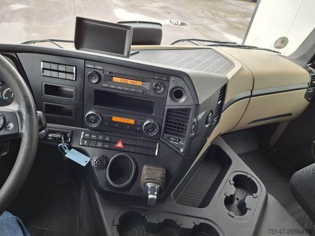 Štandardný ťahač MERCEDES-BENZ 1840 LS Actros 4x2 ClassicSpaceKlima