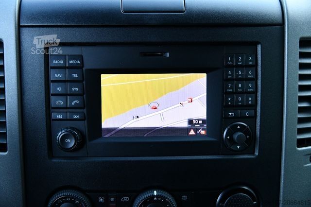 Pritschenwagen MERCEDES-BENZ Sprinter Pritsche/DoKa 319 CDI V6 L3 Autom. LANG