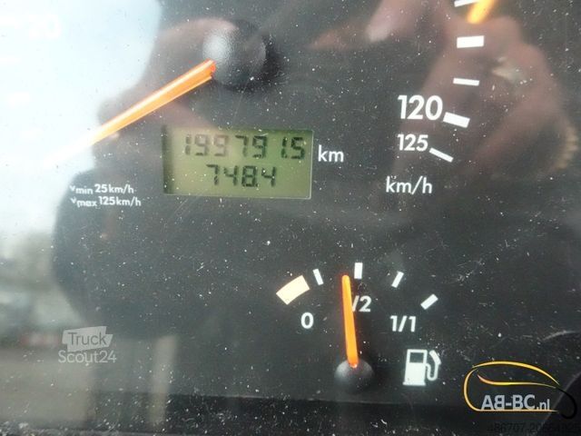 Туристичний автобус MERCEDES-BENZ Integro M - 57 Sitze EURO 5