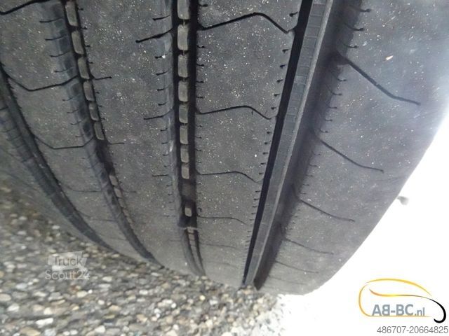 Туристичний автобус MERCEDES-BENZ Integro M - 57 Sitze EURO 5