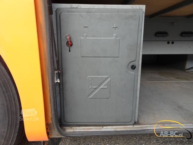 Туристичний автобус MERCEDES-BENZ Integro M - 57 Sitze EURO 5