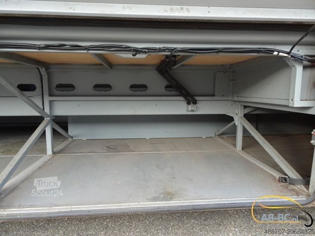 Туристичний автобус MERCEDES-BENZ Integro M - 57 Sitze EURO 5