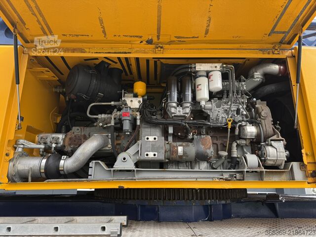 мобільний кран Liebherr LTM 1100-5.1 (065 556) 2006