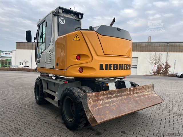 Mobilbagger LIEBHERR A 910 C Litronic / 2.381h / SW33