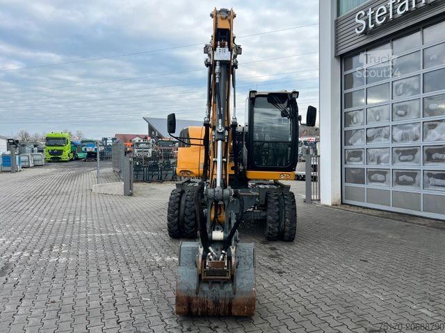 Mobilbagger LIEBHERR A 910 C Litronic / 2.381h / SW33