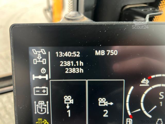 Mobilbagger LIEBHERR A 910 C Litronic / 2.381h / SW33