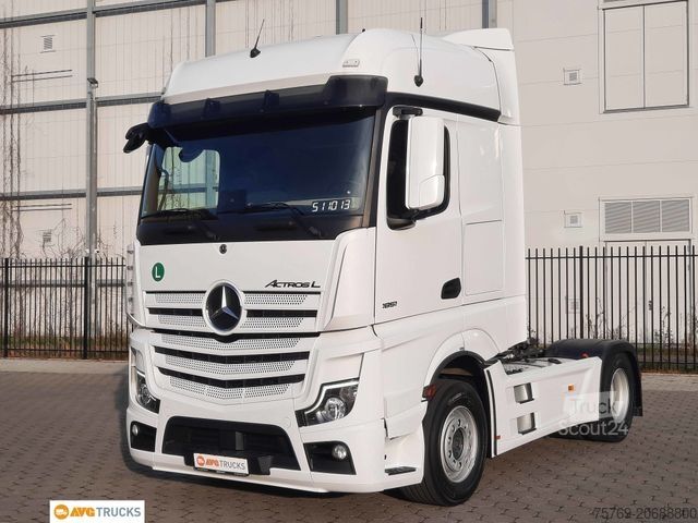 Standard tractor unit MERCEDES-BENZ 1851 LS ACTROS BIG Öl-Retarder Standklima 2xTank
