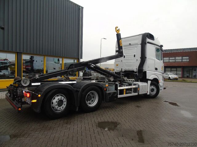 Système de bras à crochet Mercedes-Benz Actros 2548 + 6x2 + RETARDER + 132.000km + 20TO...