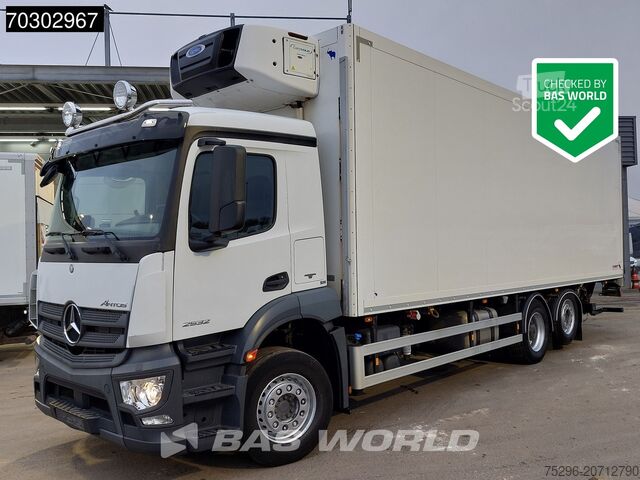 Chladírenská/mrazírenská přeprava Mercedes Antos 2532 Antos 6X2 Carrier Supra 850 Nordic A...